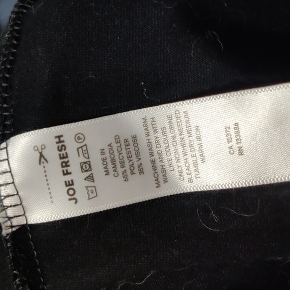 Curved hem twisted back athletic tank top - Picture 4 of 5